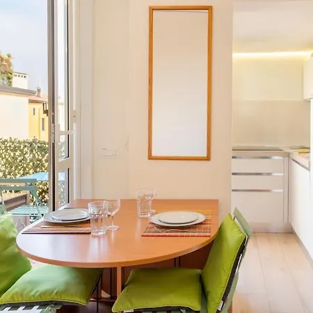 Mini-penthouse With Terrace - Design&fashion District Milan